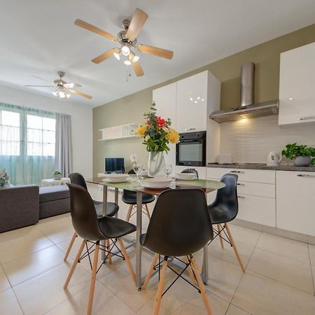 Azure Haven - Gzira Apartments And Penthouse By Shortletsmalta Luaran gambar