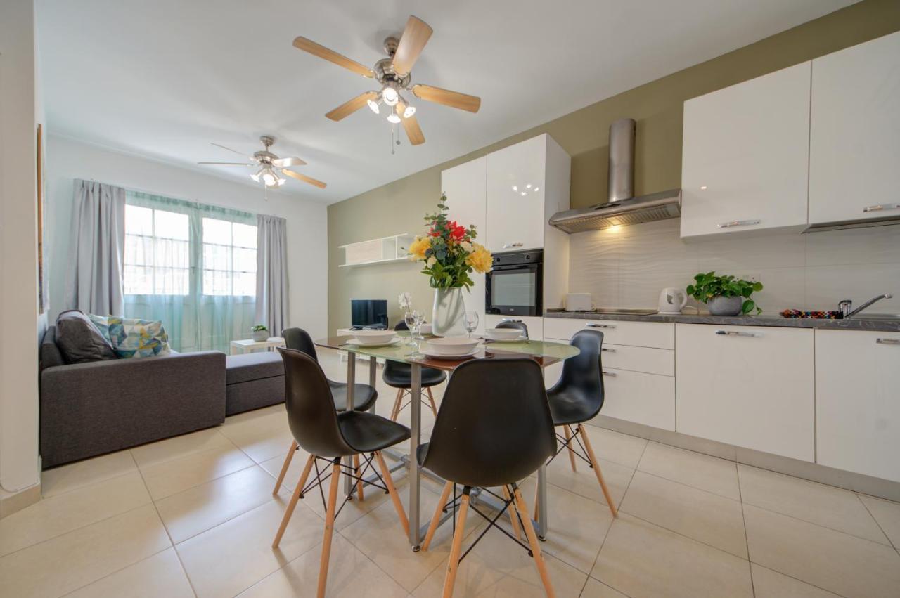 Azure Haven - Gzira Apartments And Penthouse By Shortletsmalta Luaran gambar