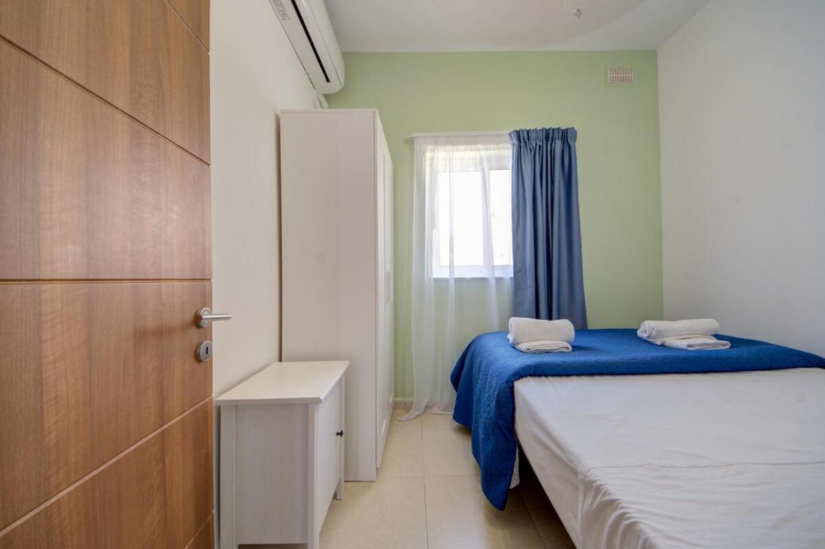 Azure Haven - Gzira Apartments And Penthouse By Shortletsmalta Bilik gambar