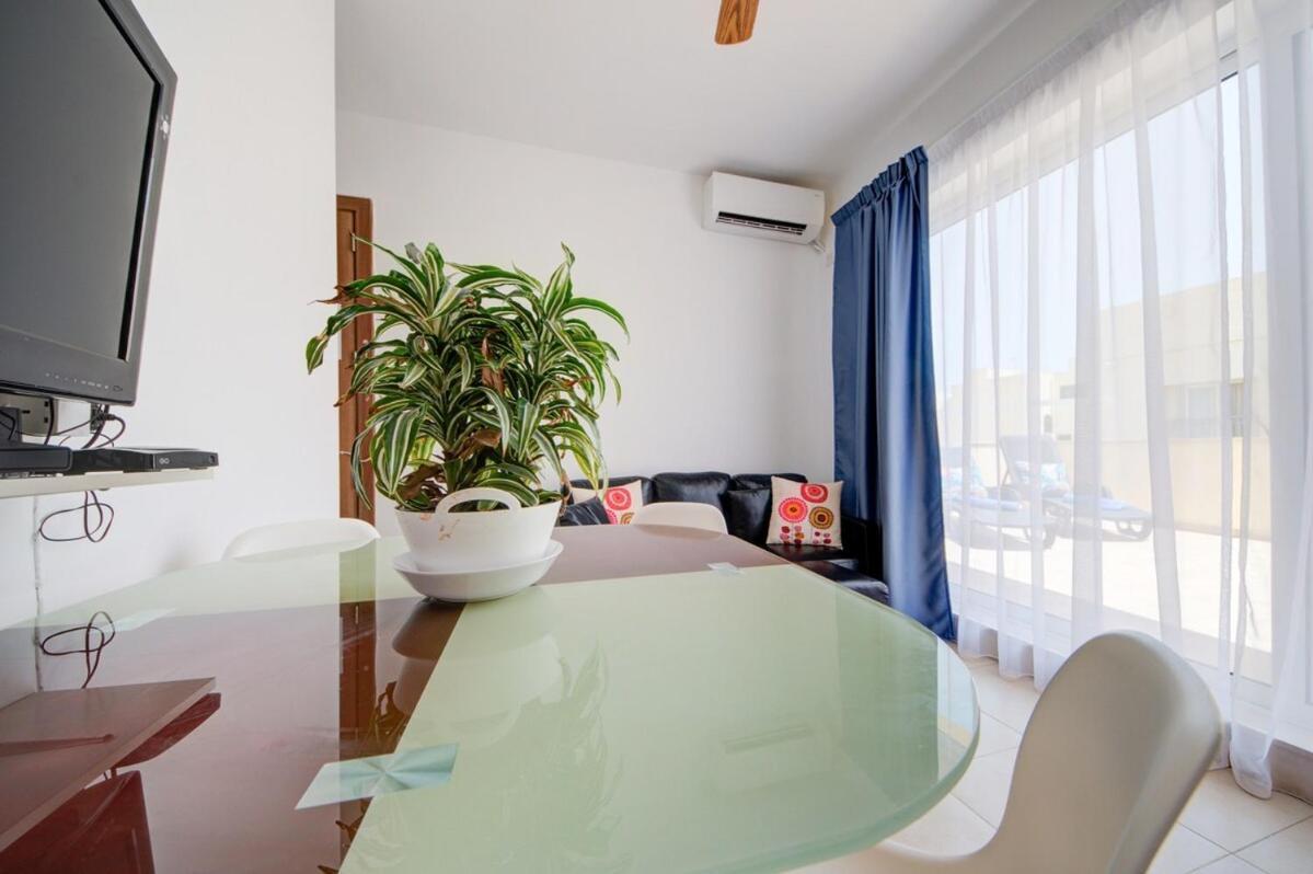 Azure Haven - Gzira Apartments And Penthouse By Shortletsmalta Bilik gambar